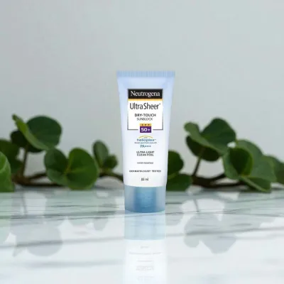 Neutrogena Ultra Sheer Dry-Touch Sunblock SPF50++ - 88ml